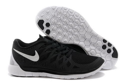 Nike Free 5.0+ Mens Shoes Black White Factory Outlet